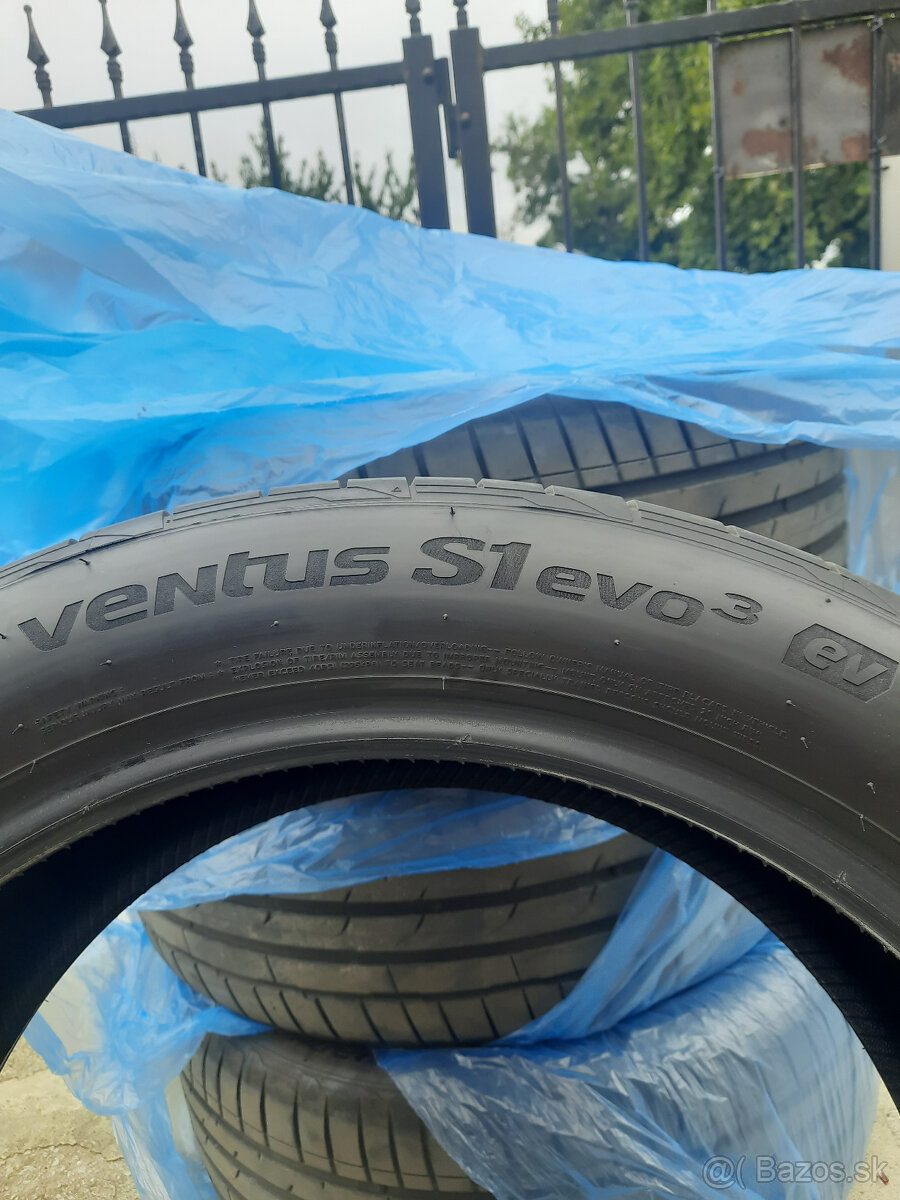 Hankook Ventus S1 Evo3 EV K127E 235/50 R20 100T - 2