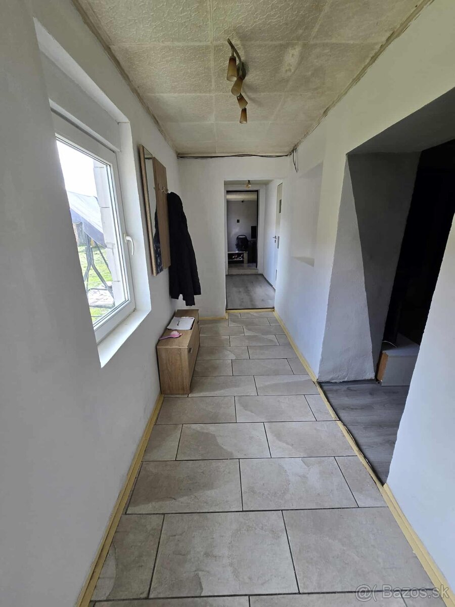 Vidiecky rodinný domček - 2