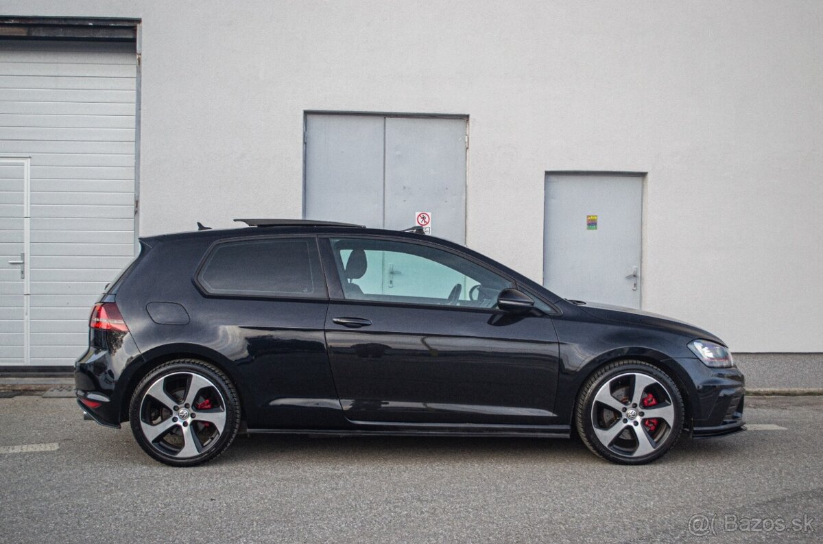Volkswagen Golf GTI VII ( 7 ) - 2