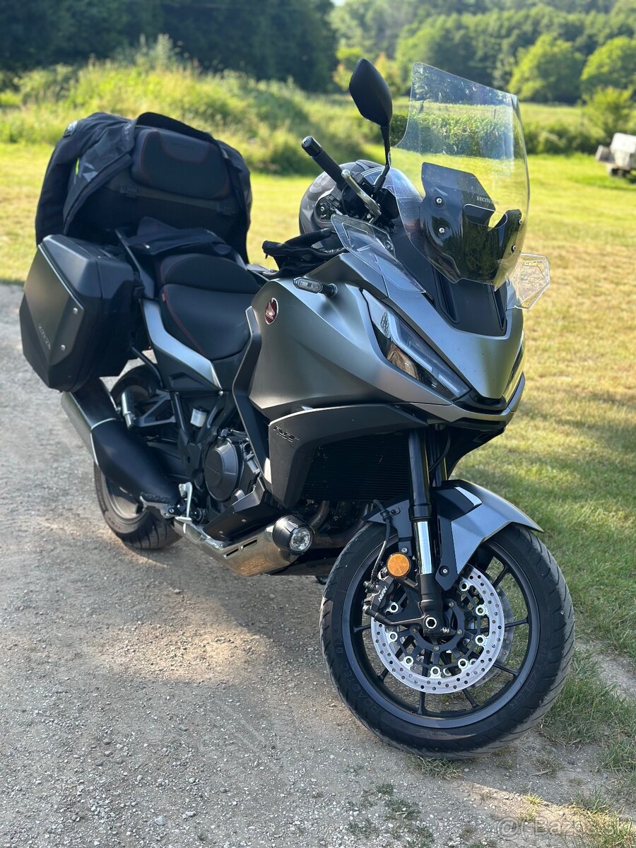 Predám Hondu NT1100 - 2