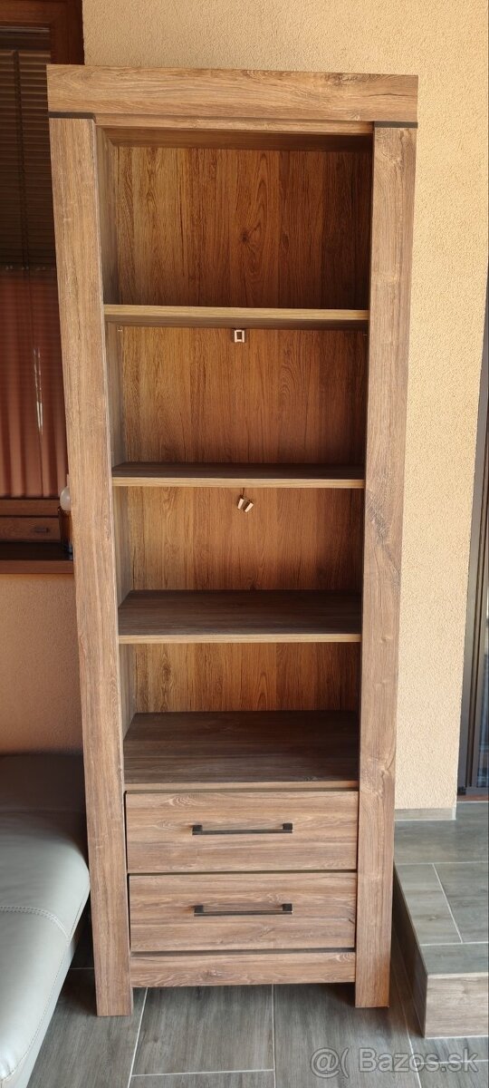 Nová Vitrína dub ťažká mohutná - 2