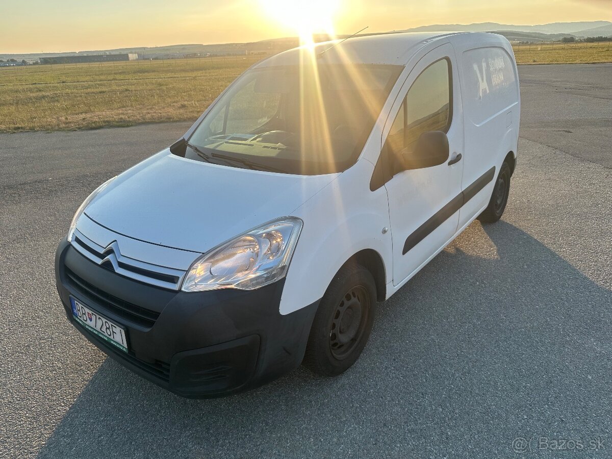 Citroen Berlingo 1.6hdi 3 miestne - 2