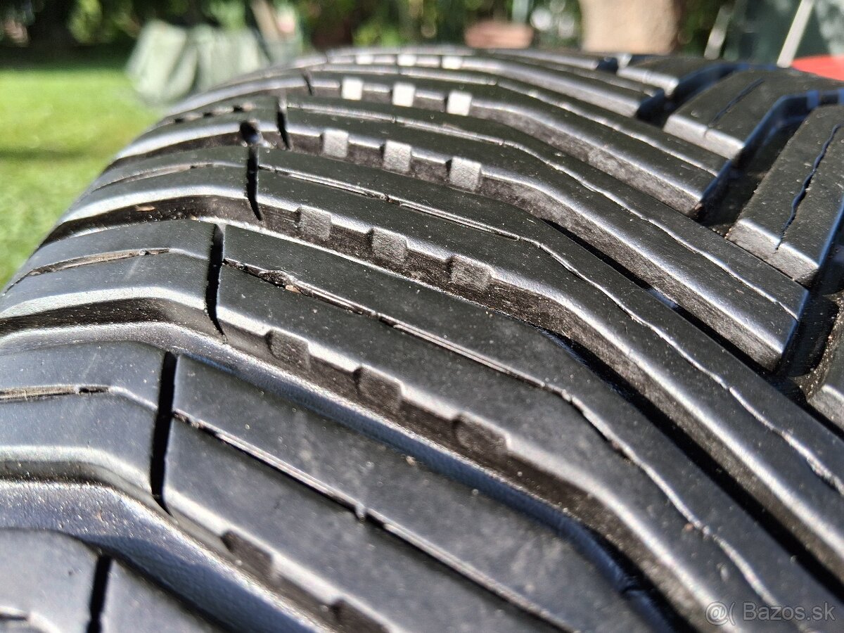 225/45 r18 celoročne pneumatiky - 2