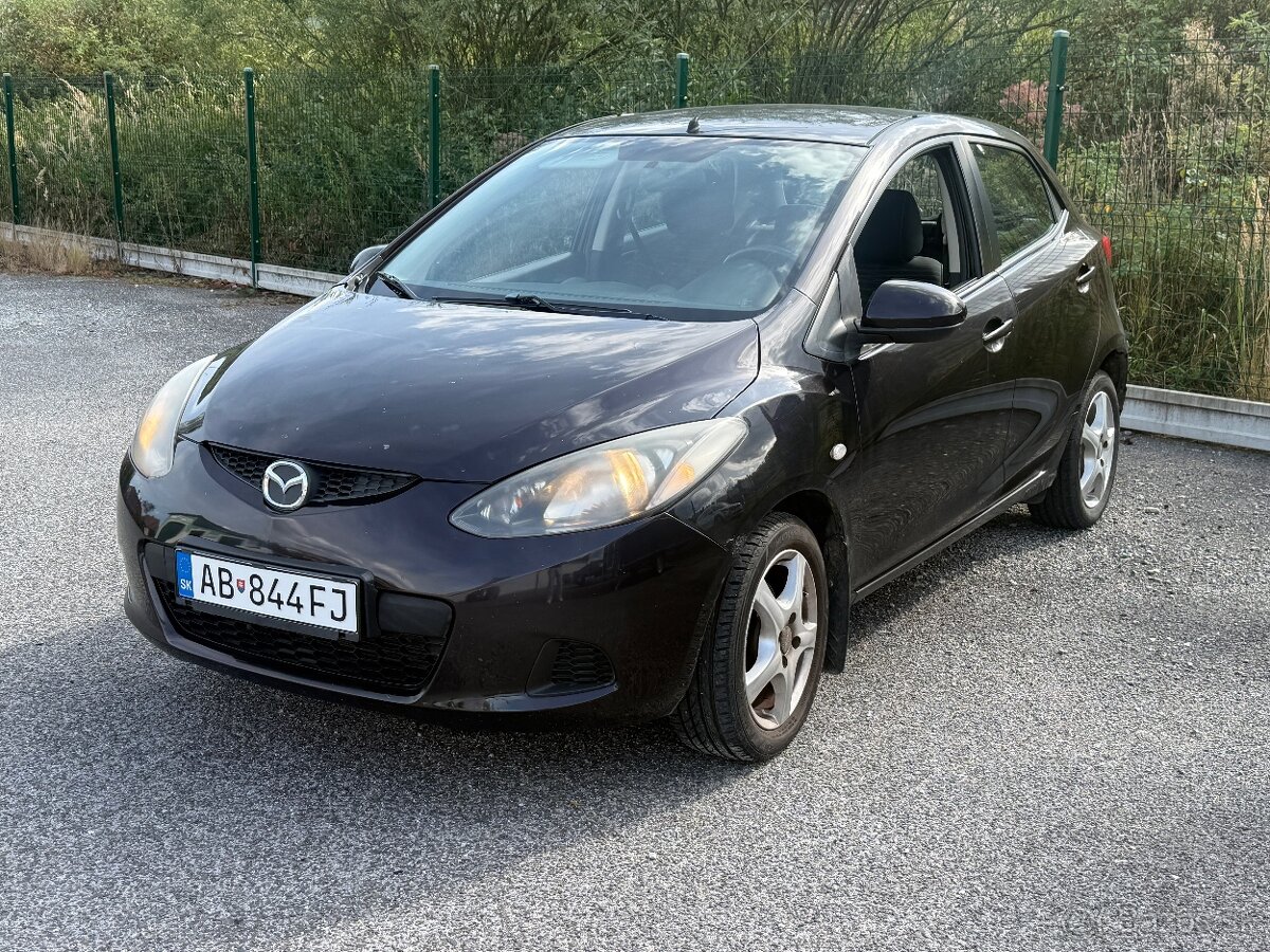 Mazda 2, 1,3 63kw 1. Majitel - 2