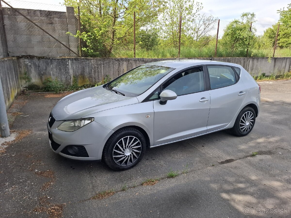 Seat ibiza 1.4 4valec - 2