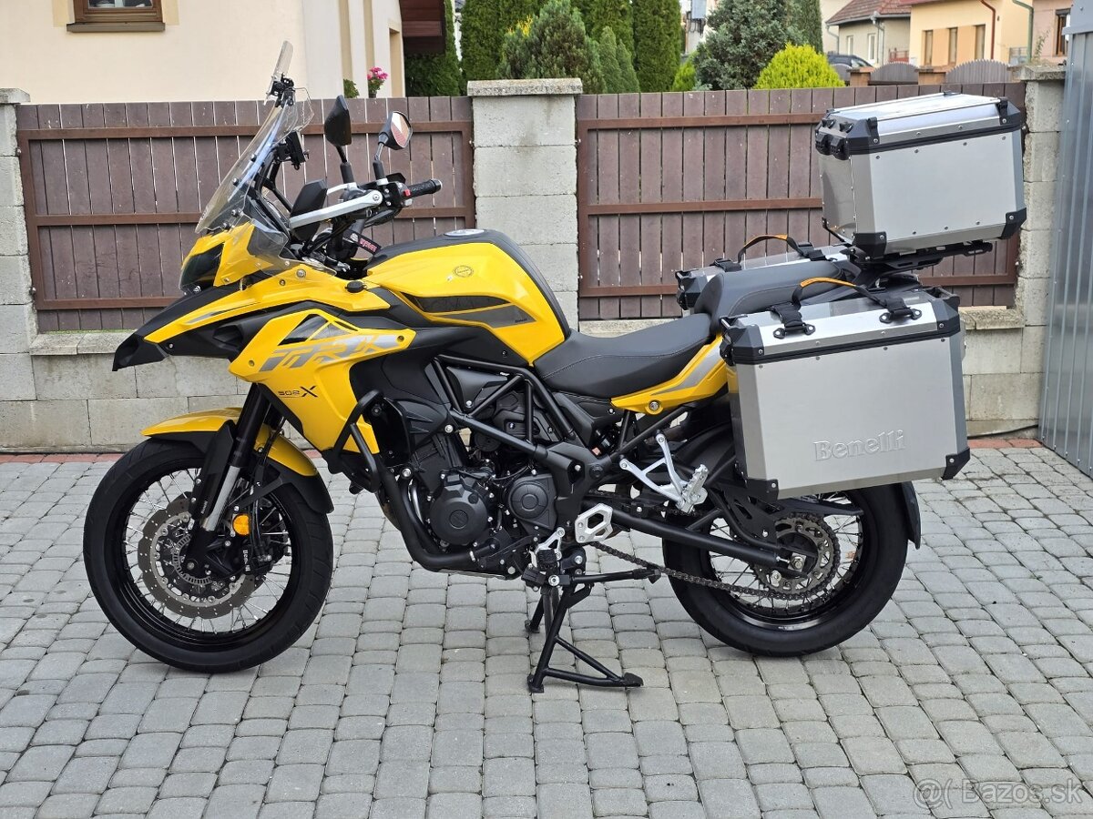 Benelli TRK502X s kuframi - A2 - 2