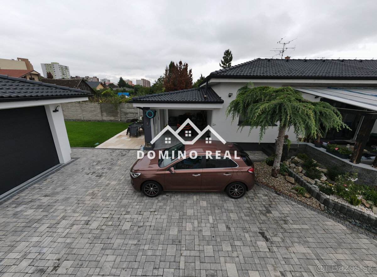 Rodinný dom so samostatnou bytovou jednotkou a dvojgarážou - 2