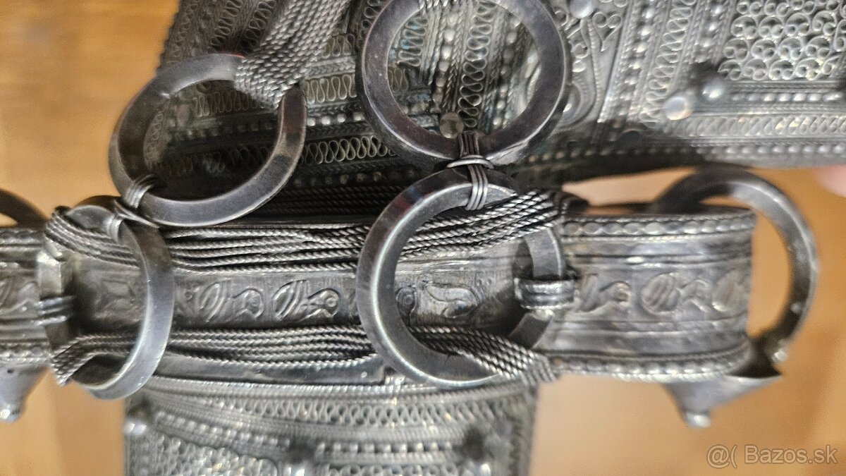 Predam noz ,filigranska praca - 2