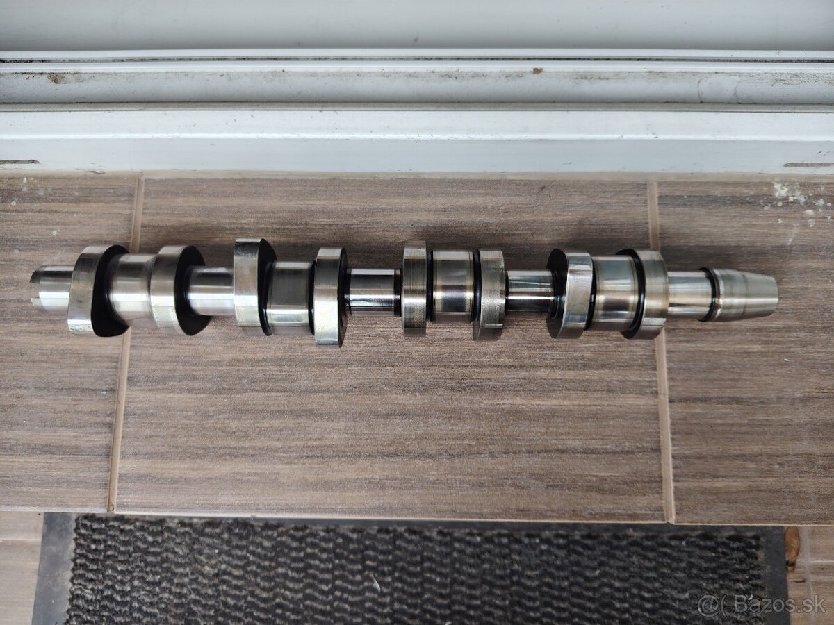 Škoda Octavia vačka - 2