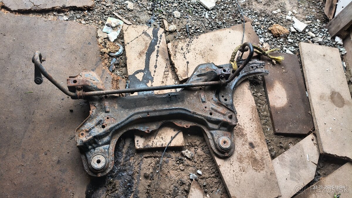 Predná náprava Octavia 1 - 2