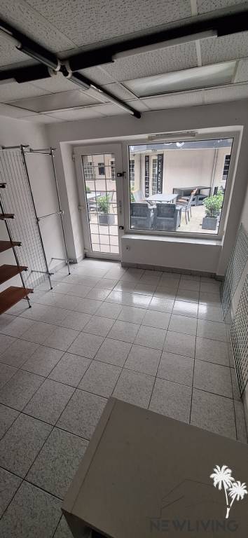 PRENÁJOM: obchodný priestor v centre, Piešťany - 2