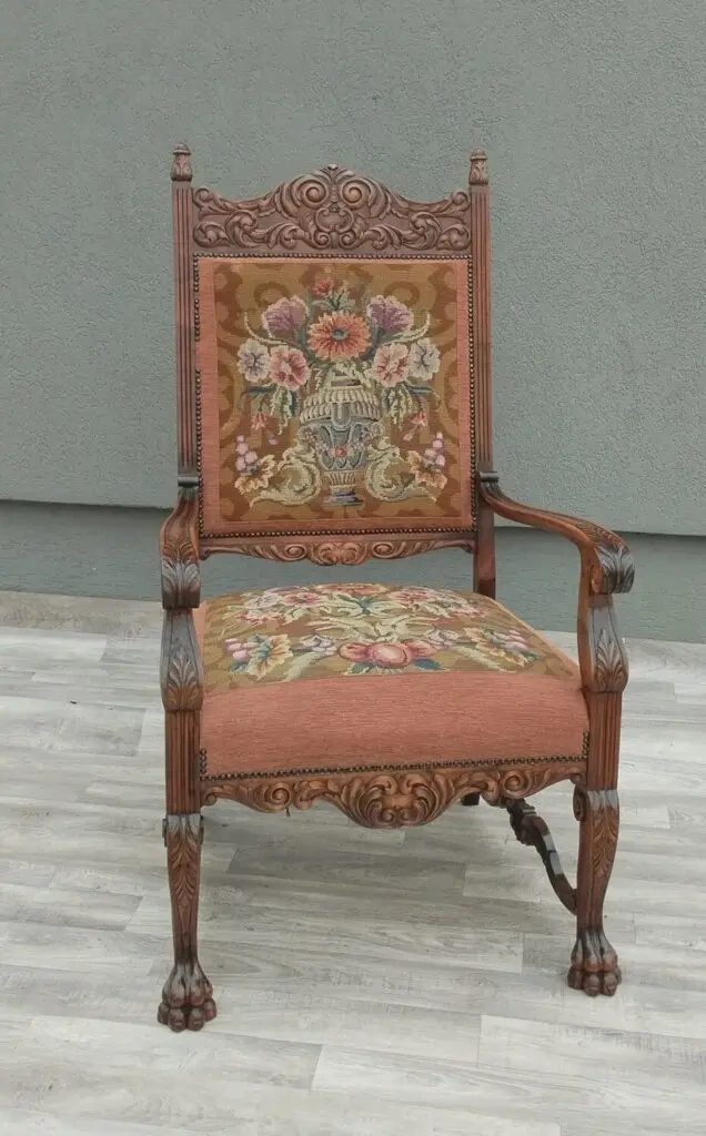 Kreslo renesančné. - 2