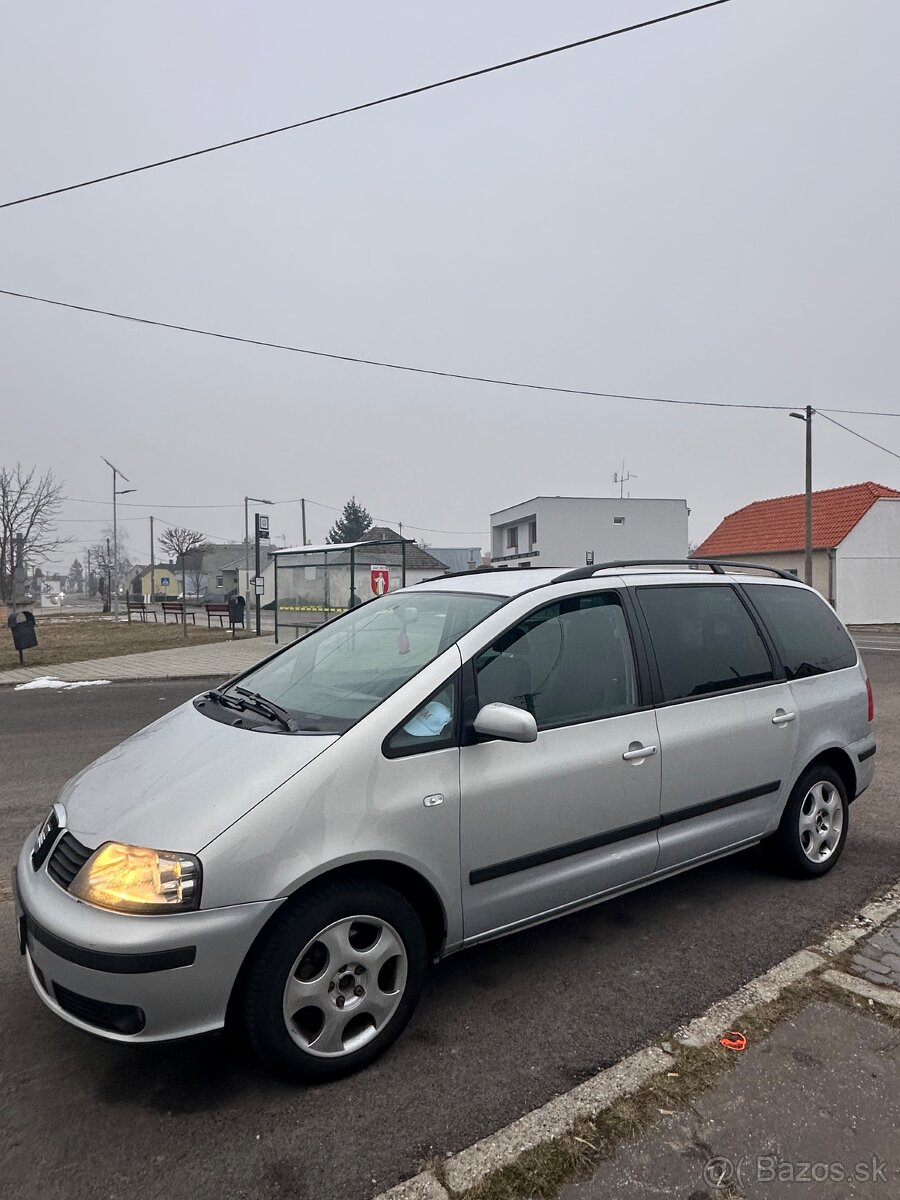 Seat Alhambra 1.9tdi 85kw (7miestne) - 2