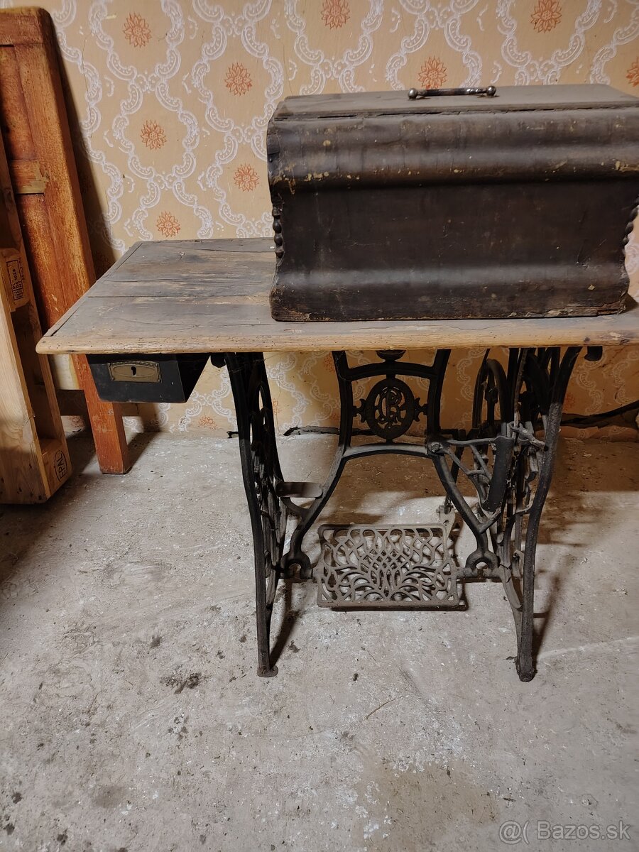 Sijaci stroj singer - 2