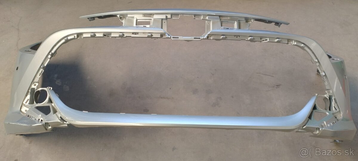 TOYOTA COROLLA r.v. 2019, PREDNÝ NÁRAZNIK. - 2