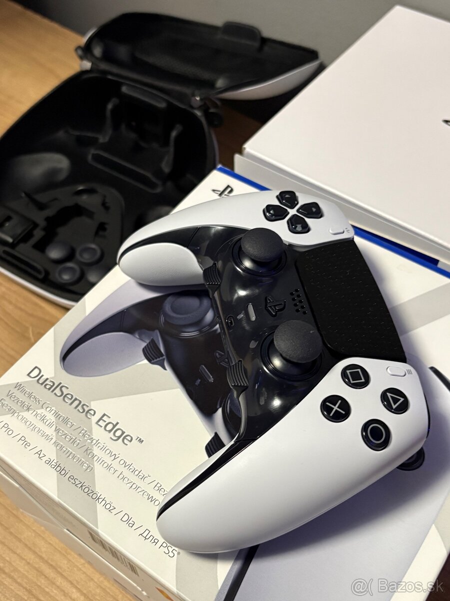 dualsense edge controler - 2