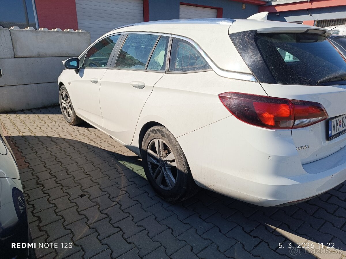 Opel Astra k - 2