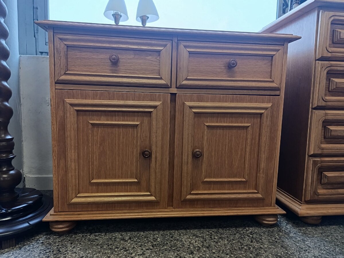 Rustikální dubová komoda,Nábytek s příběhem - 2