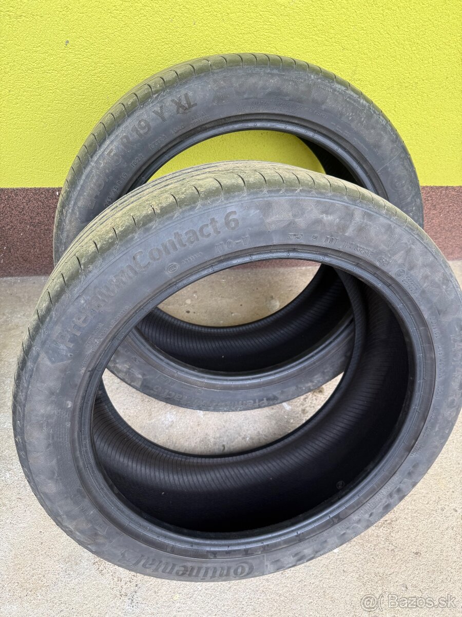 Continental 245/45 R19 - 2