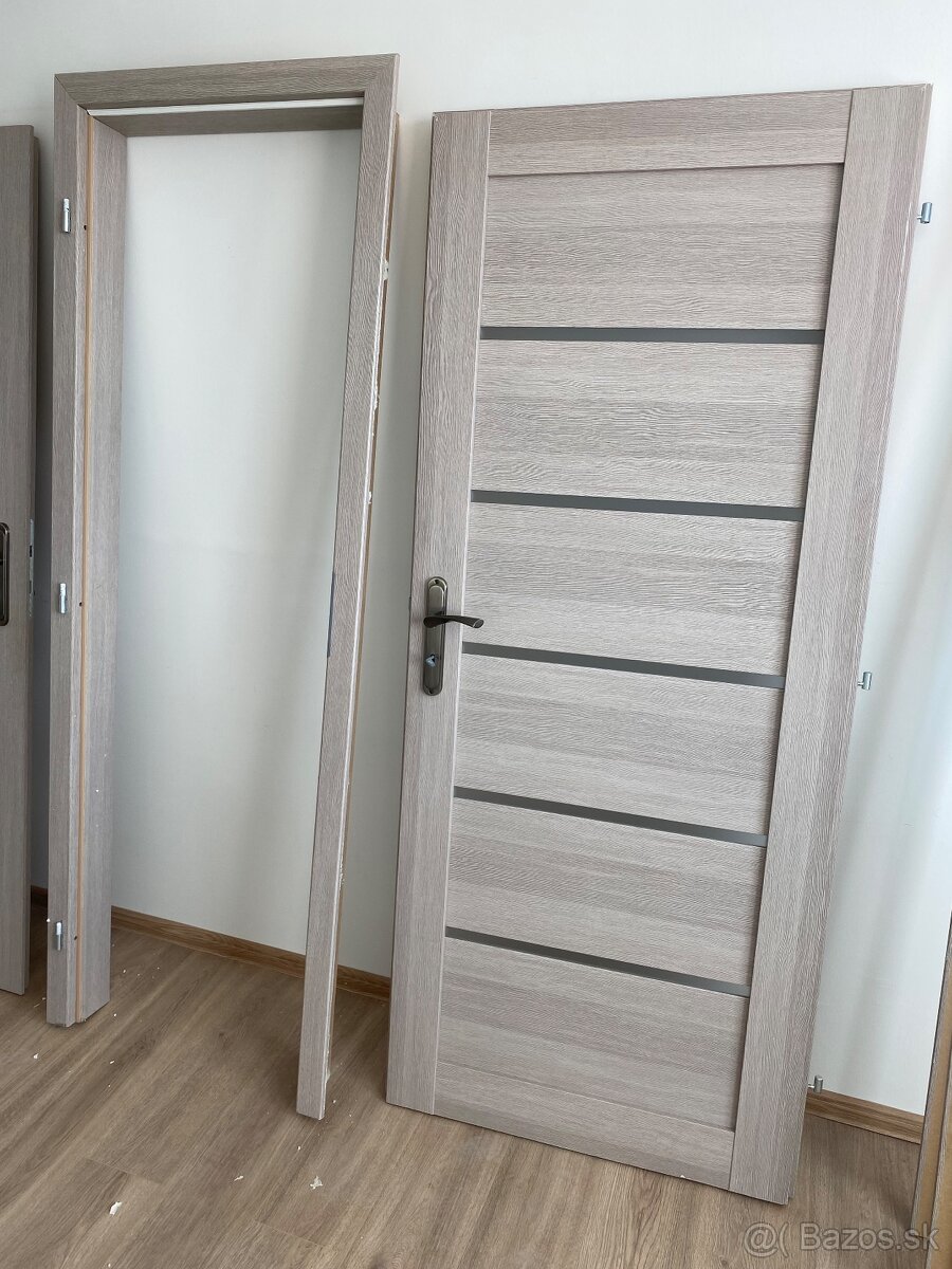 Predám interiérové dvere s rámom - 2