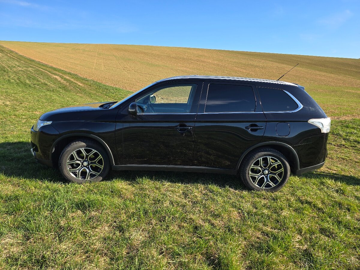 Mitsubishi outlander 2014 top stav - 2