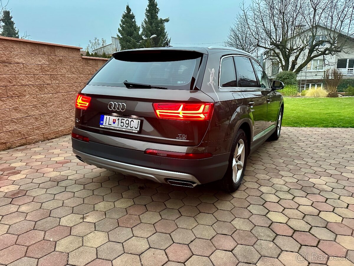 AUDI Q7 - 2
