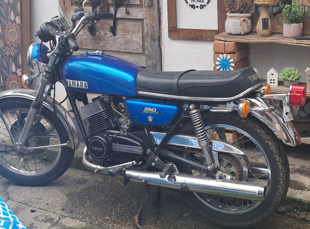 Jawa,Yamaha - 2