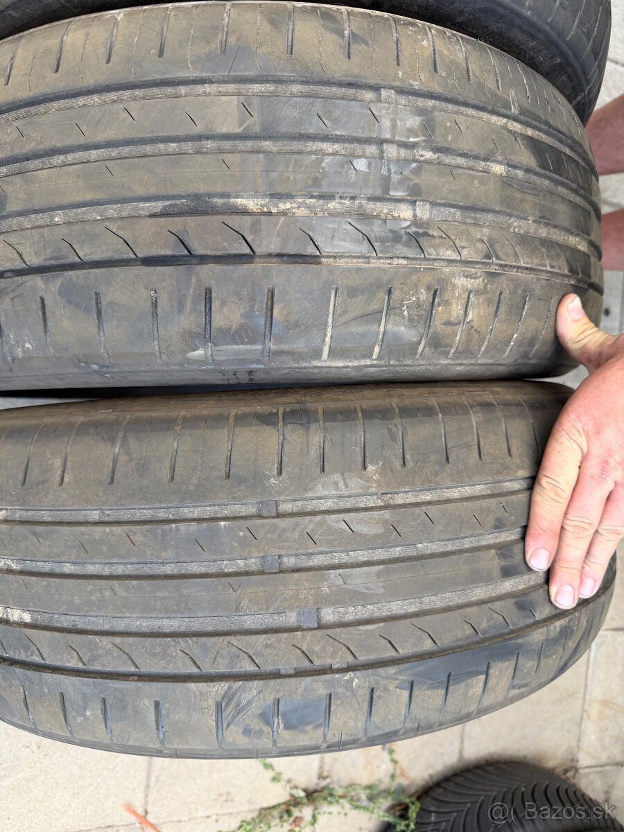 Preďam gumy 225/55 R17 - 2