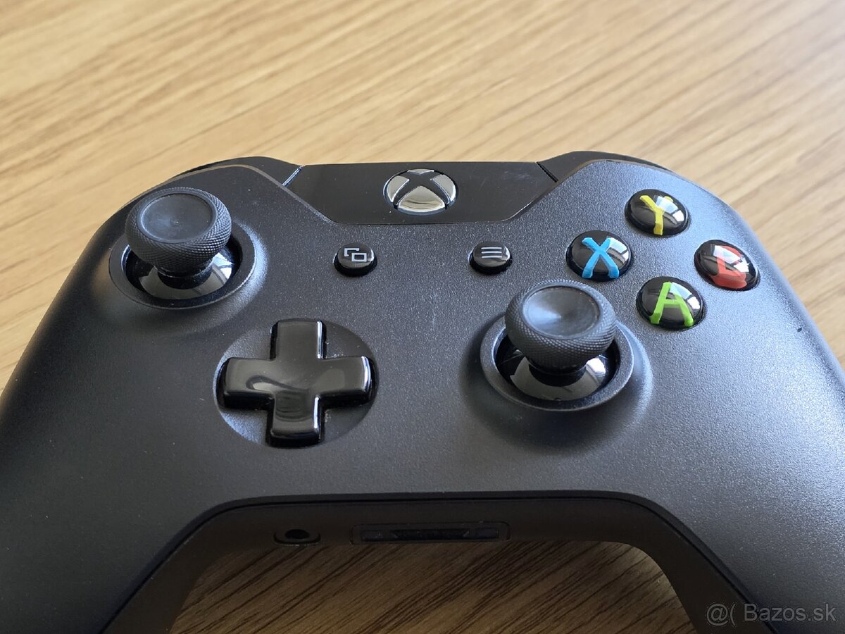 Originál bezdrôtový ovládač na Xbox One - 2