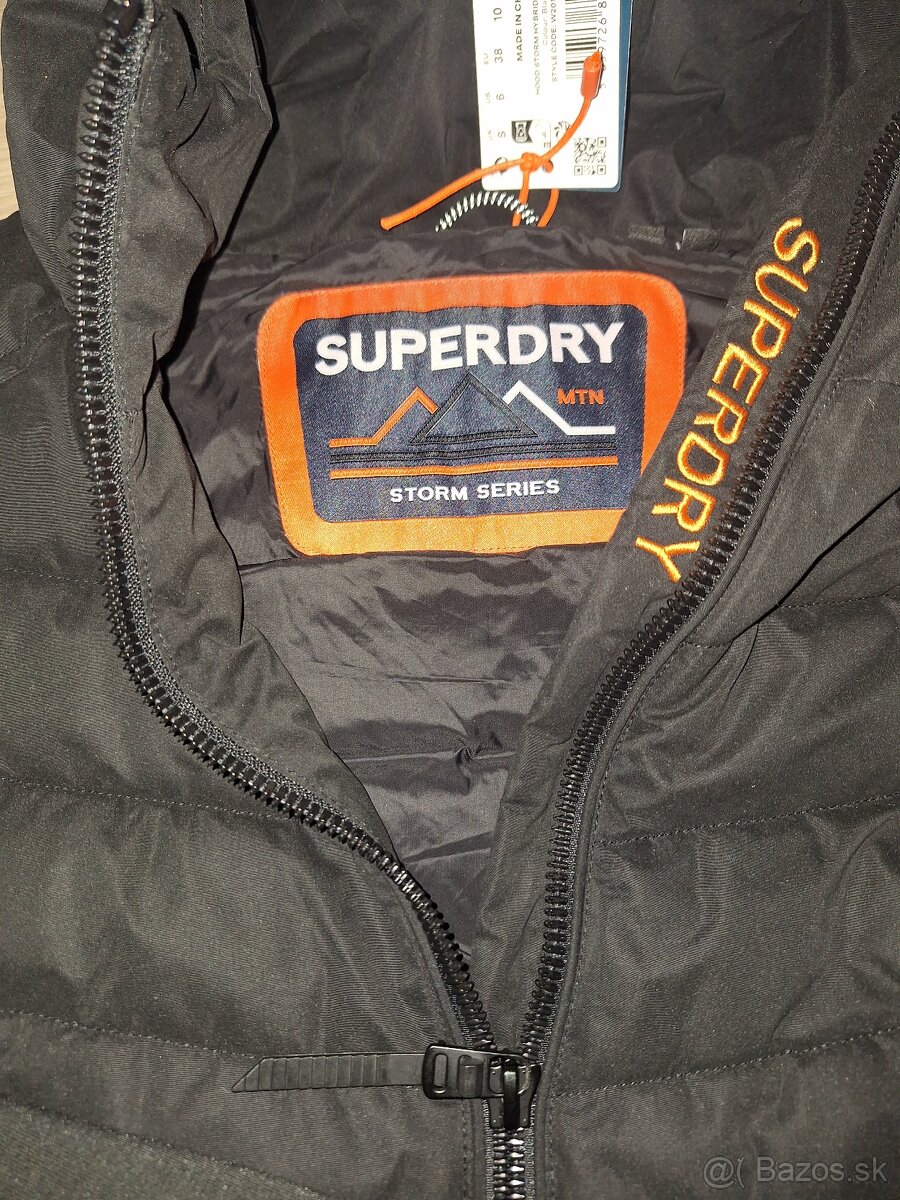 Páperová bunda Superdry nová - 2