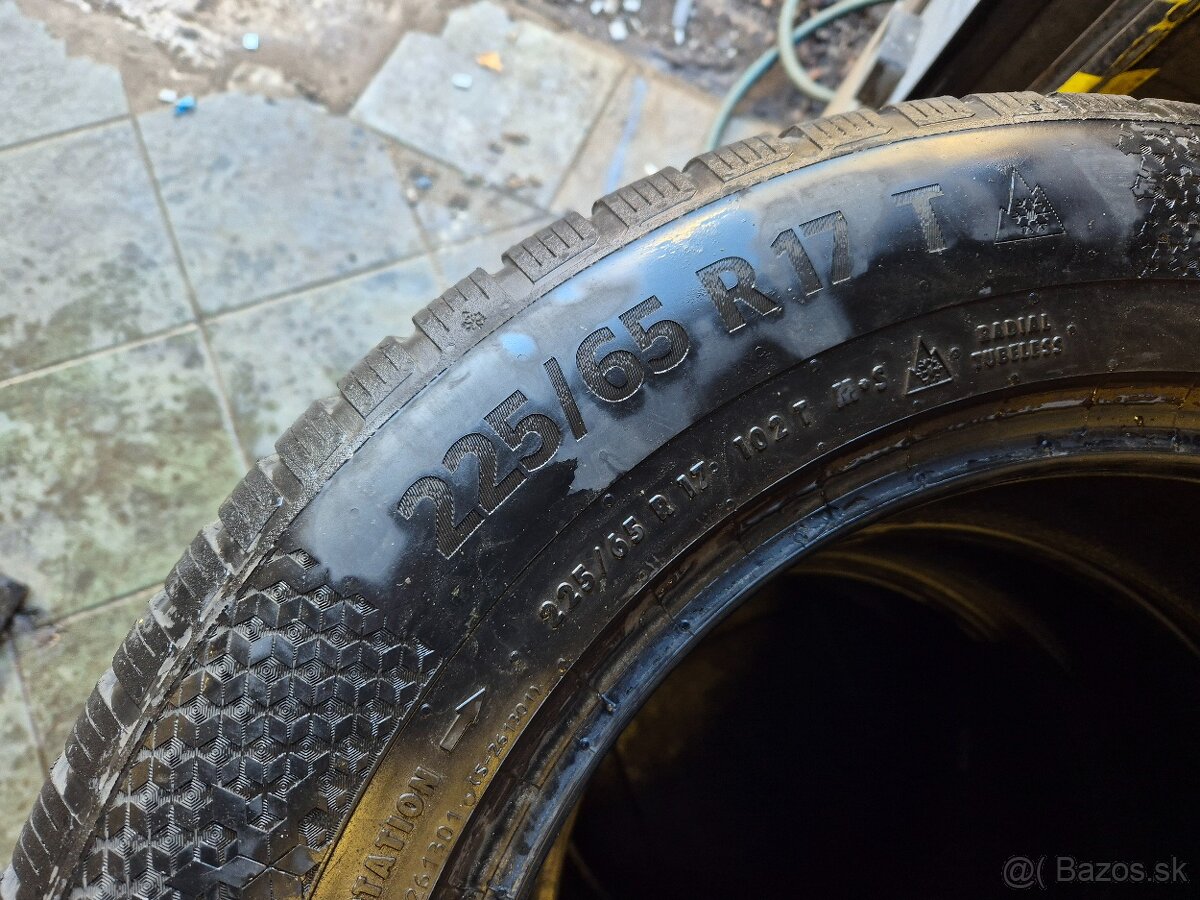 Predam zimne pneu 4x 225/65R17 Continental - 2
