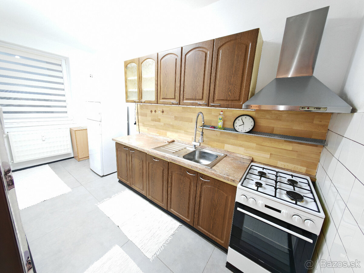 Slnečný 3-IZB. BYT, Balkón, 62 m2, Mexiko, Topoľčany - 2