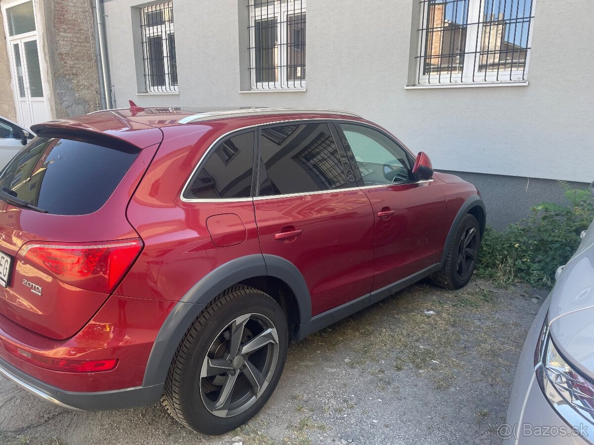 Predám Audi Q5 - 2