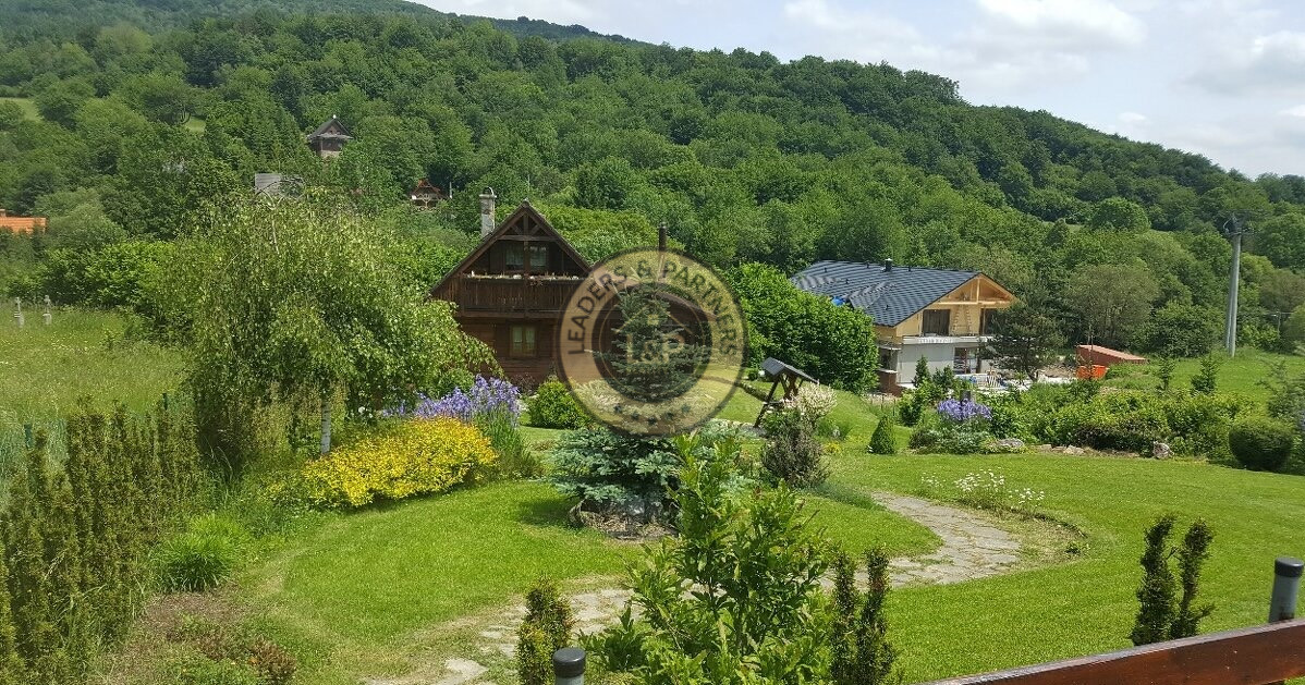 REZERVOVANÉ - ZRUBOVÁ REKREAČNÁ CHATA v Regetovke - 2