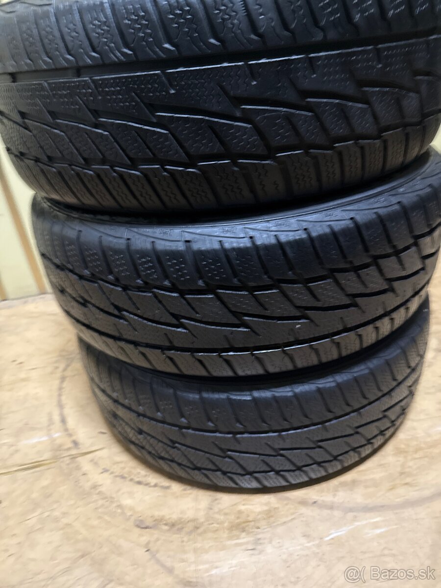 Zimné pneu 195/55R15 viem aj prezuť - 2