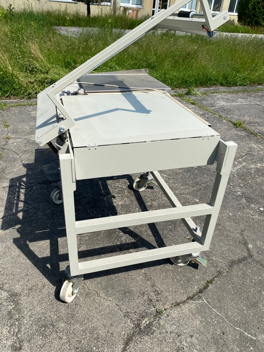 Termo baliaci stroj - balicka na fóliu (shrinking machine) - 2