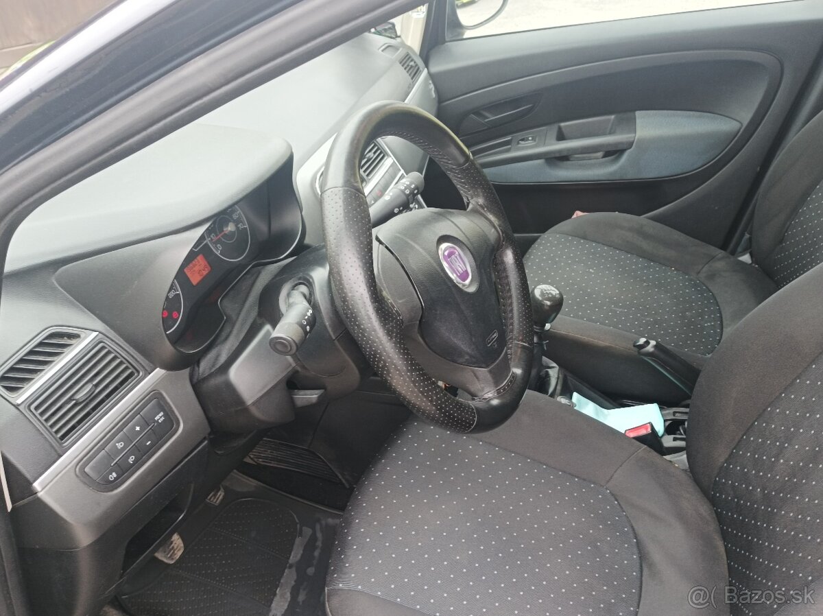 Fiat Punto Grande 1,2 - 2