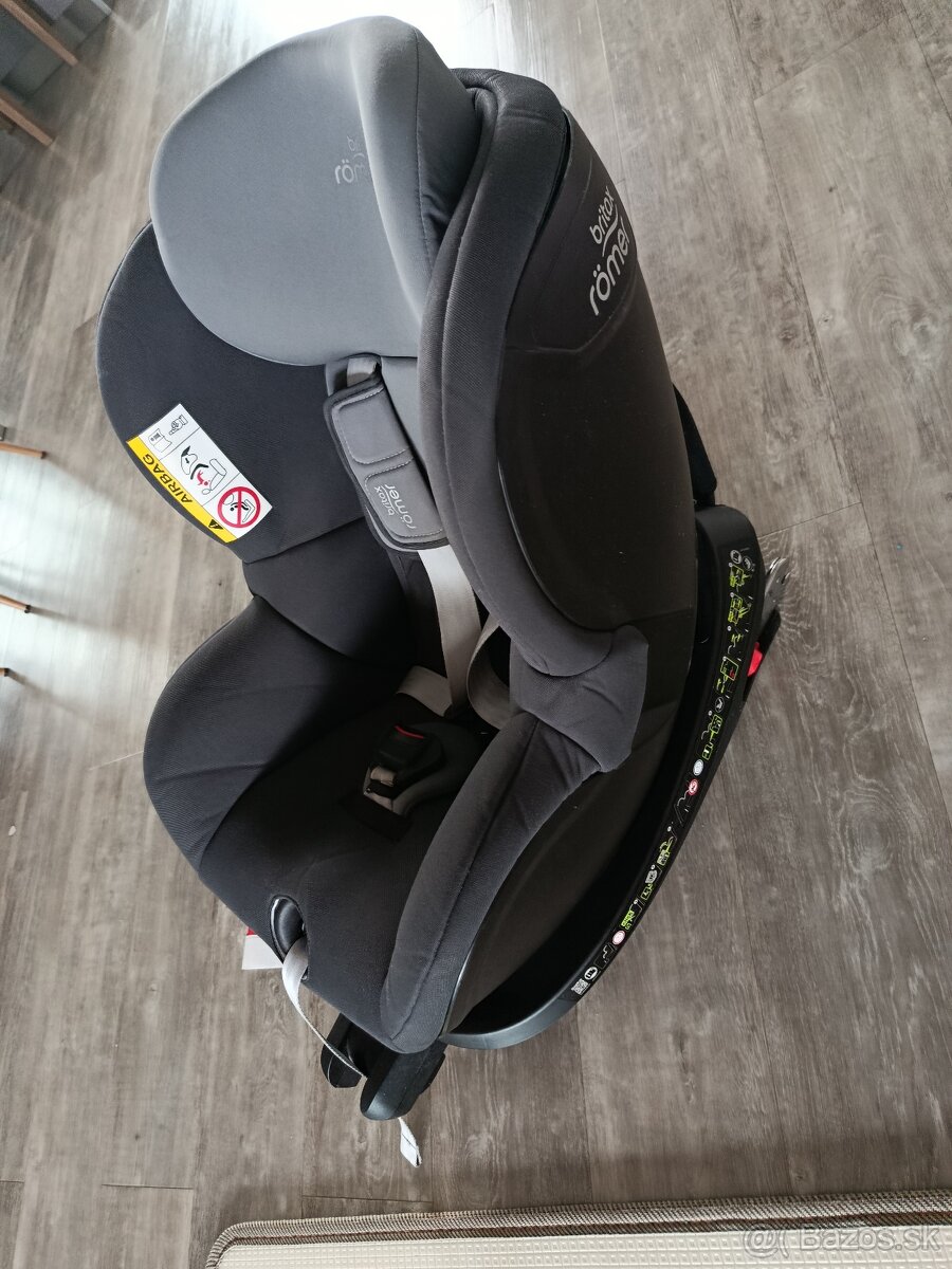 Autosedačka Britax römer otočná - 2