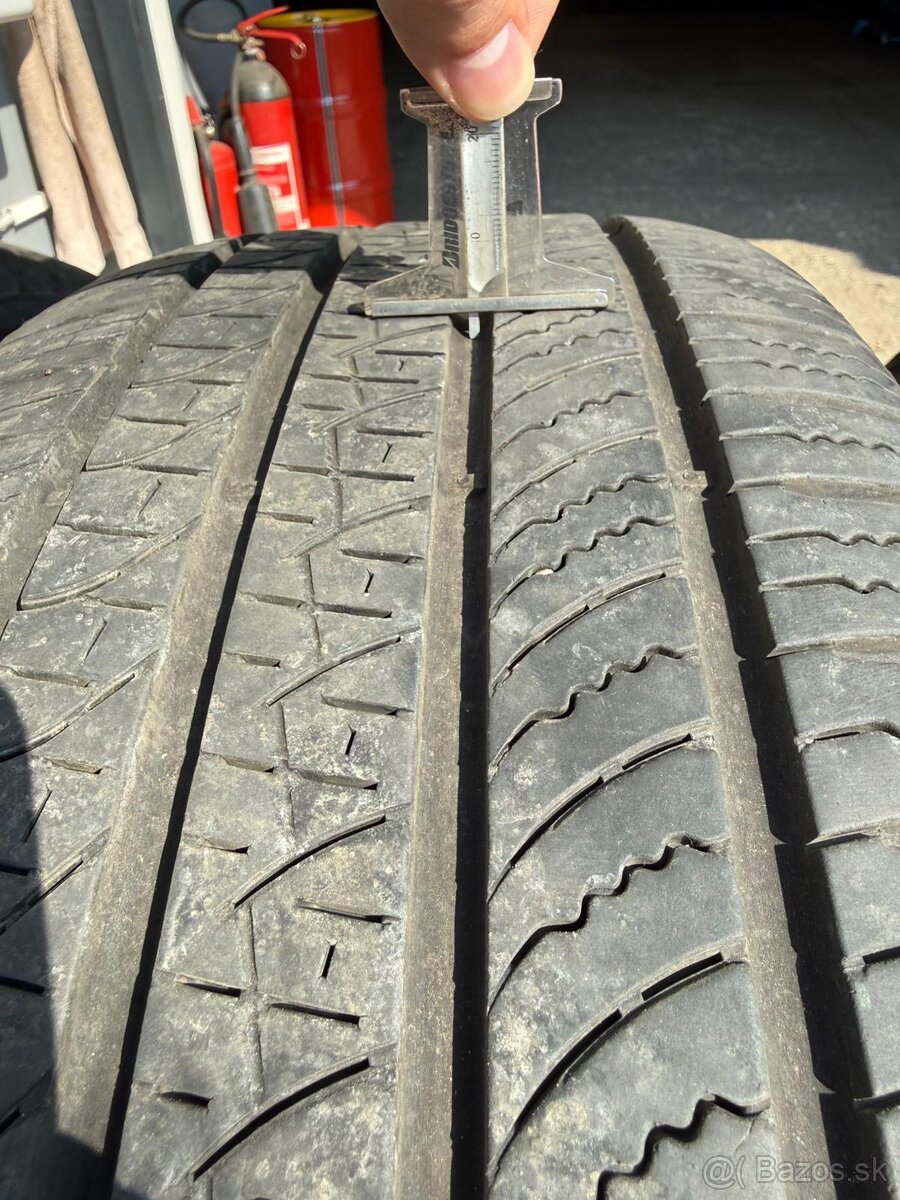 Predám Pirelli Scorpion Zero 255/60 R20 - 2