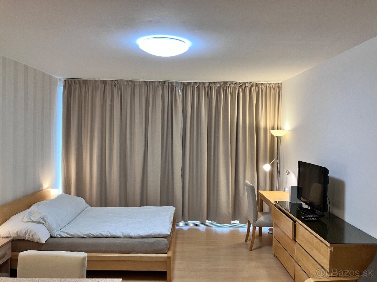 Prenájom: 1-izbový byt s parkovacím miestom v Žiline - 2