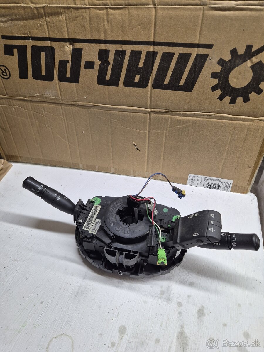 Renault prepínače pod volant (Clio/Megane/Scenic) - 2