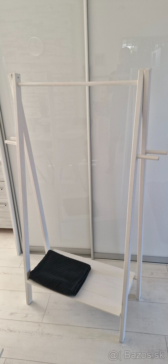 Vešiak na oblecenie,vesiak drevený biely - 2