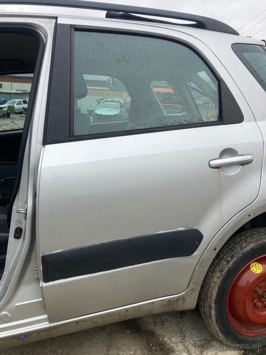 Suzuki SX4 predám Nahradne diely - 2