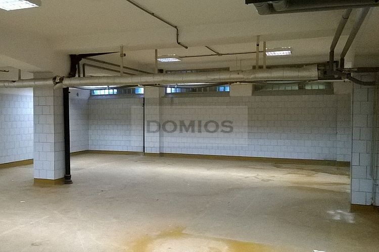 3 sam. sklady (131-204 m2, 1. PP, nakl. rampa, výťah, KE-V) - 2