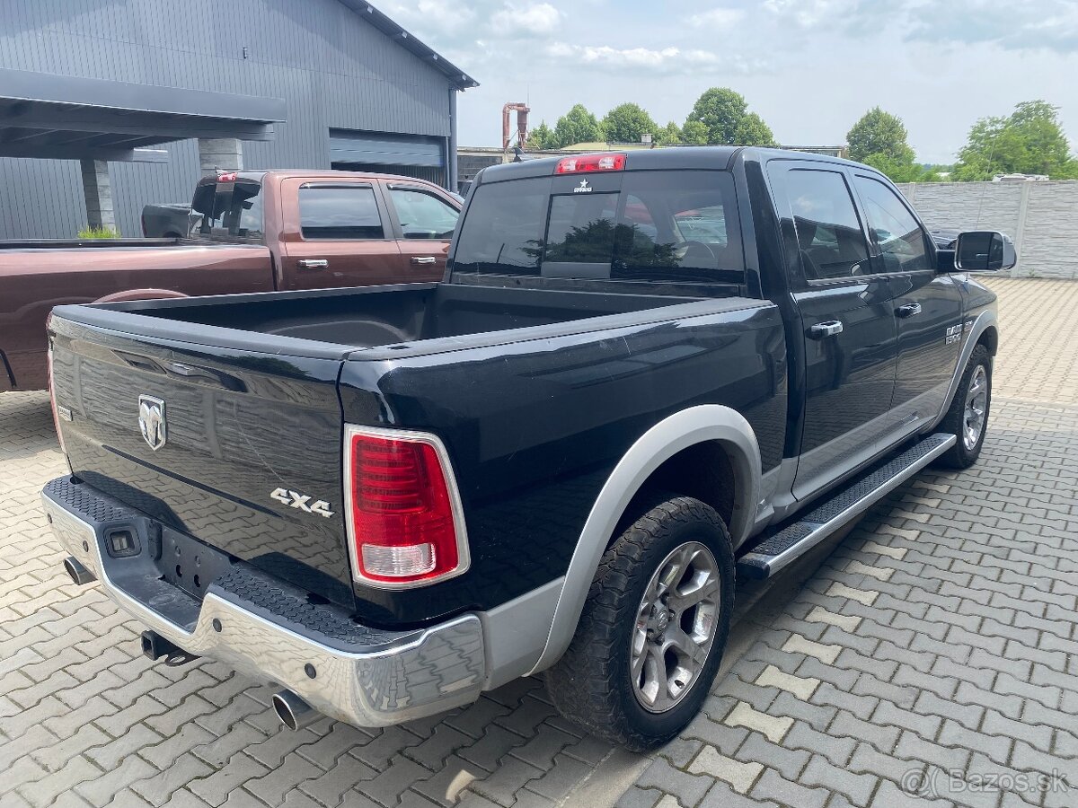 Dodge Ram 5.7 4x4 LARAMIE MOC HEZKY - 2