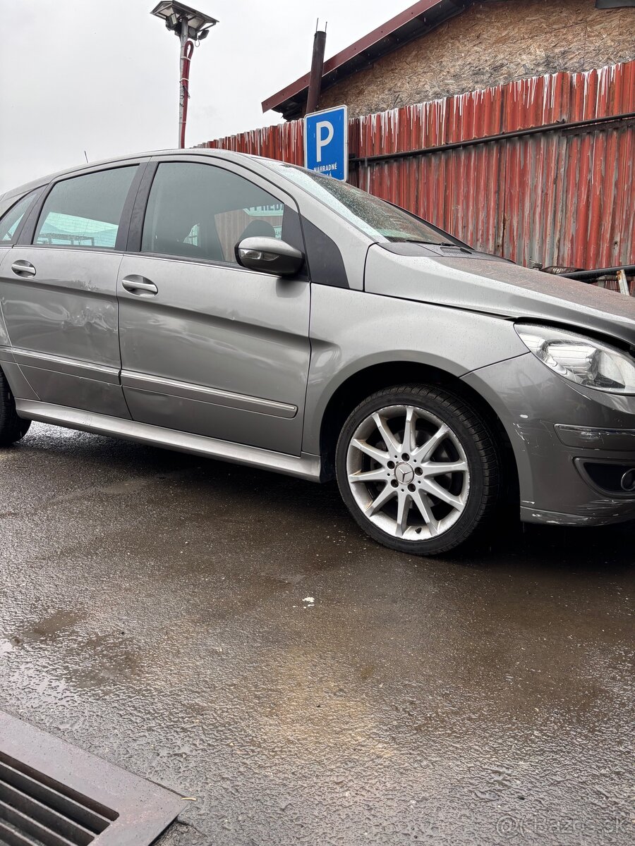 Mercedes w245 B200 turbo benzin - 2