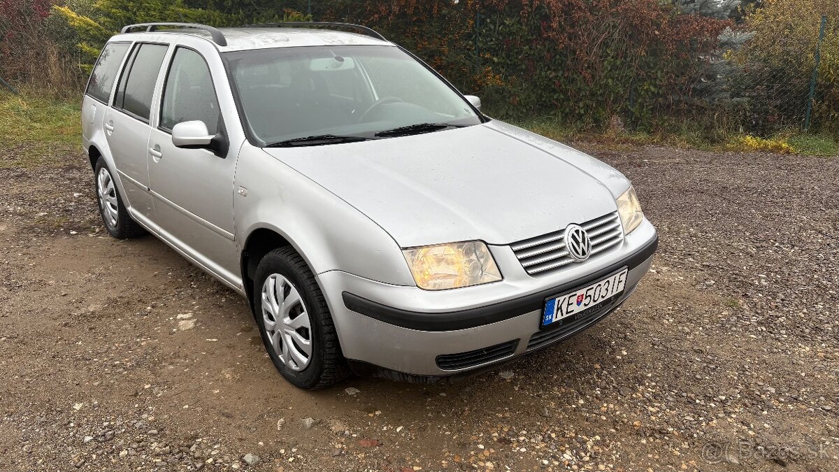 Volkswagen Bora Variant 1.6 16V Comfortline - 2