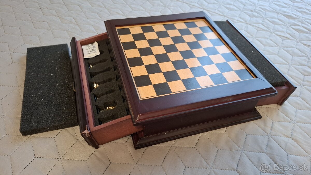 Sachy box - 2