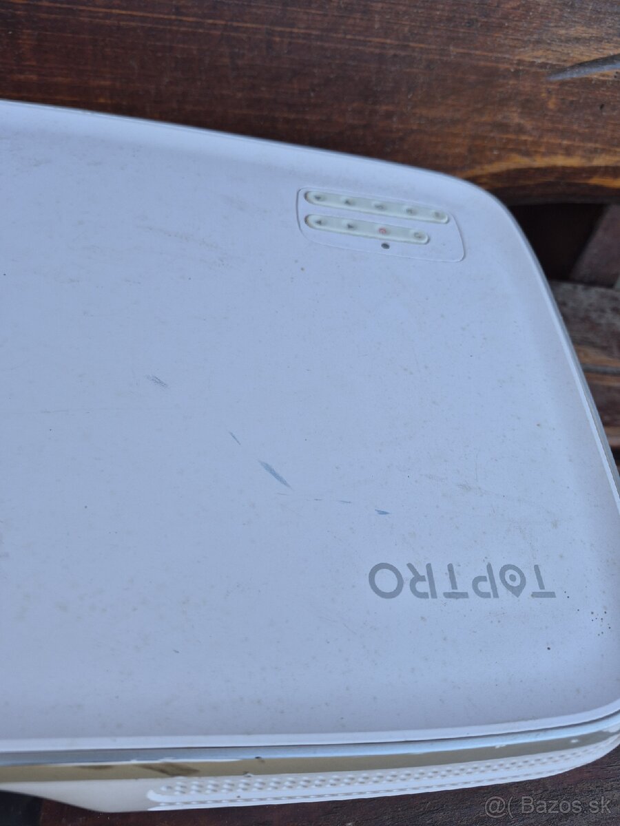 Led projektor Toptro WiFi - 2