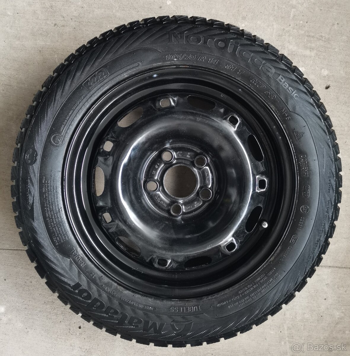 Predám zimné komplety 165/70 R14 - 2
